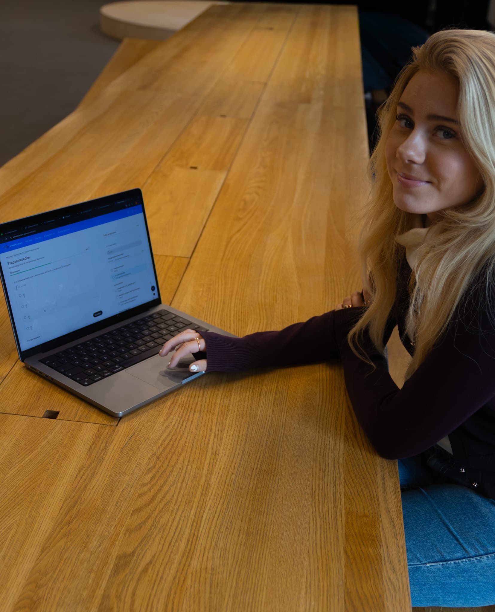 Elev sikrer førstegangsvitnemål med gode karakterer på videregående skole