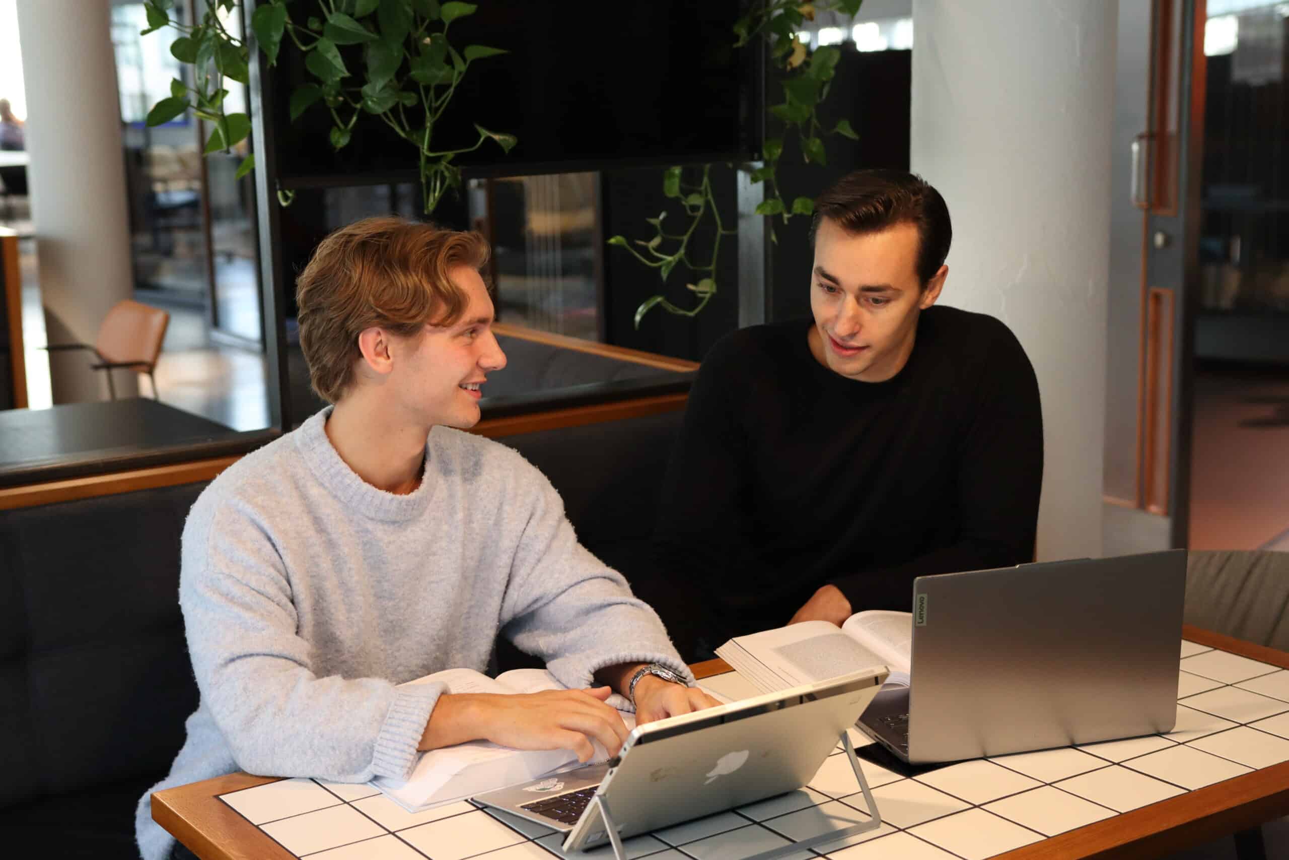 Fornøyd privatist bruker EnkelEksamen for å forberede seg til eksamen